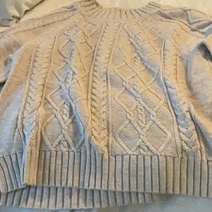 Gap sweater